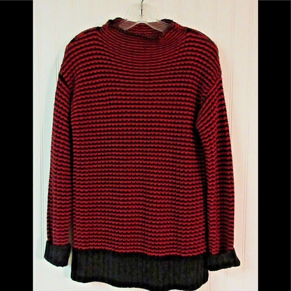 Sanctuary red and black sweater sz XS